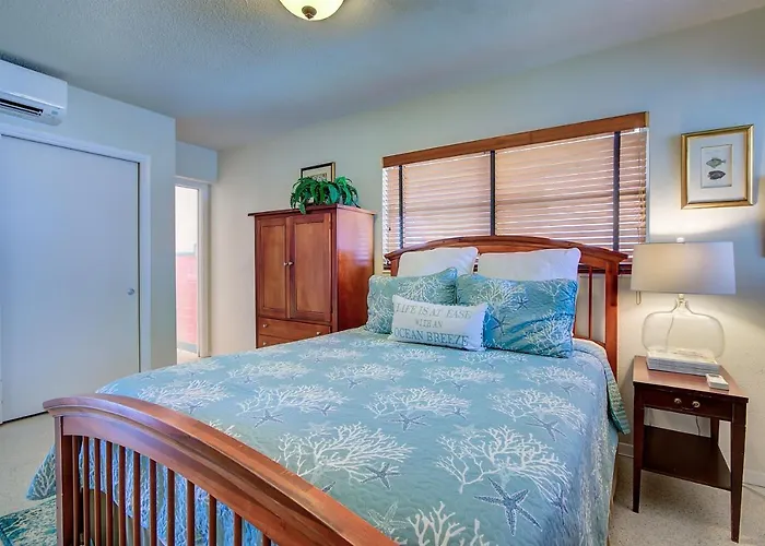 Bay Watch Apts Clearwater Beach